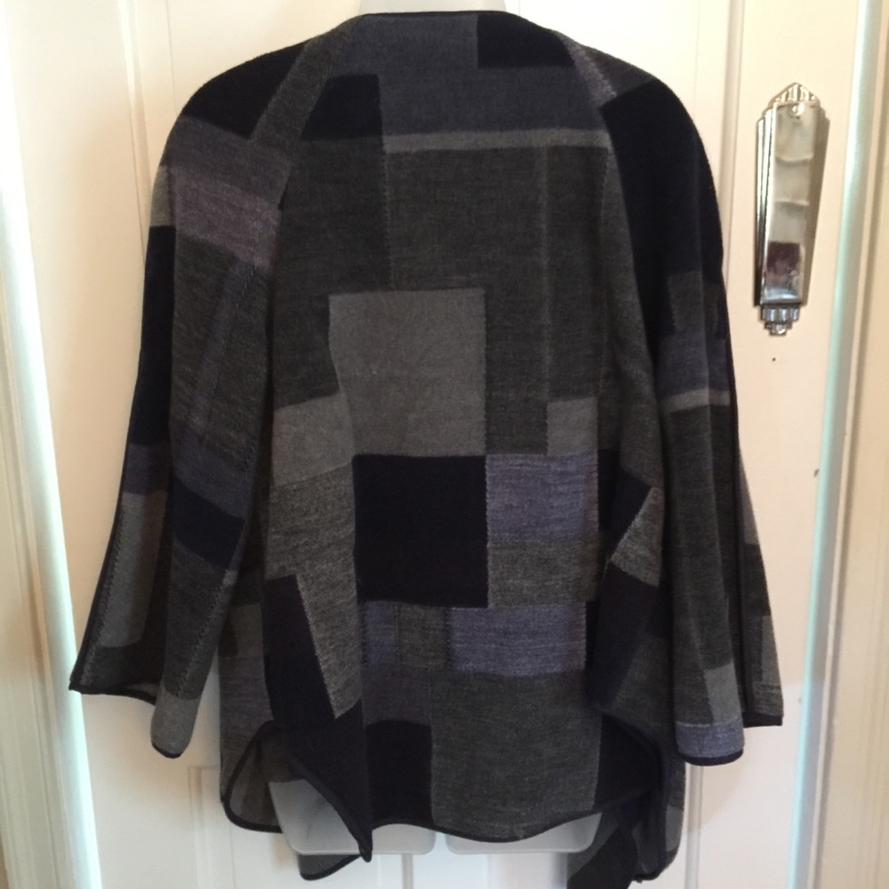 Rare Tahari Color Block Versatile Jacket One Size - Picture 3 of 8